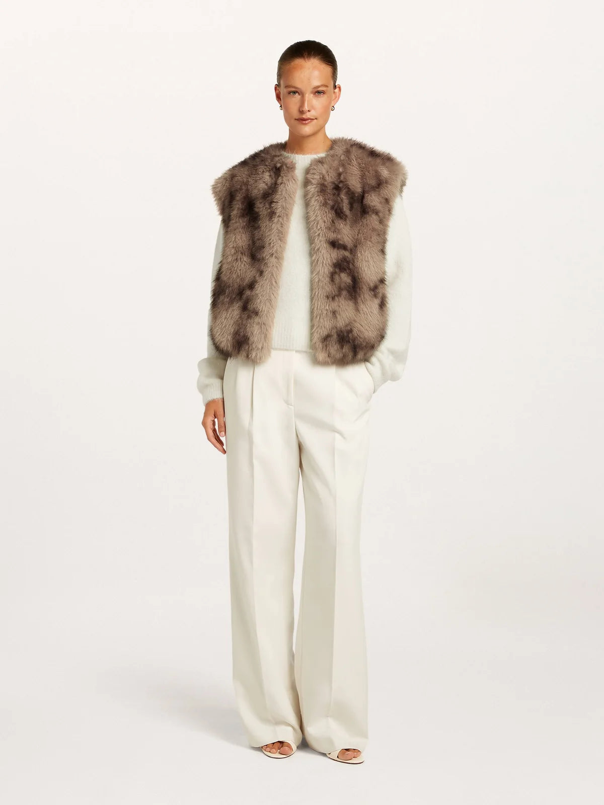 Lucinda Gilet in Warm Taupe