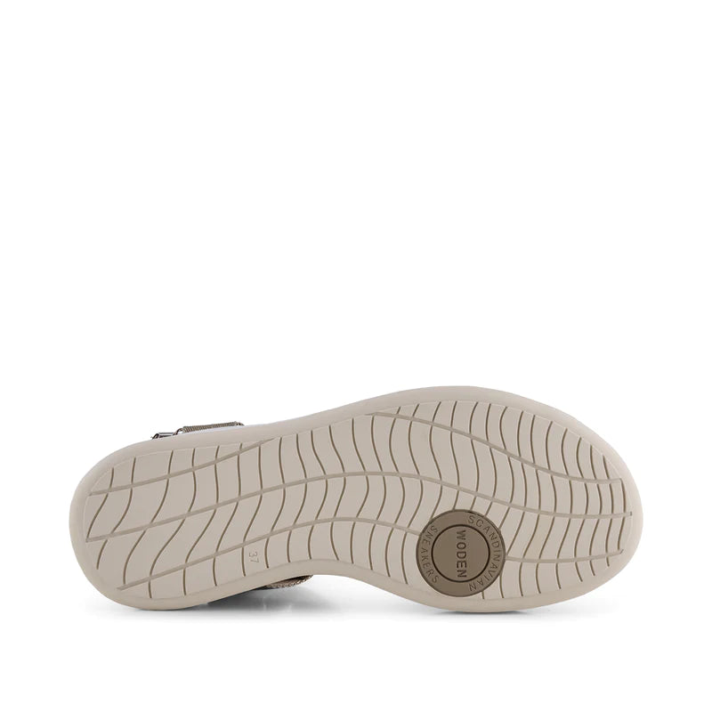 Line Sandals in Silver Mink