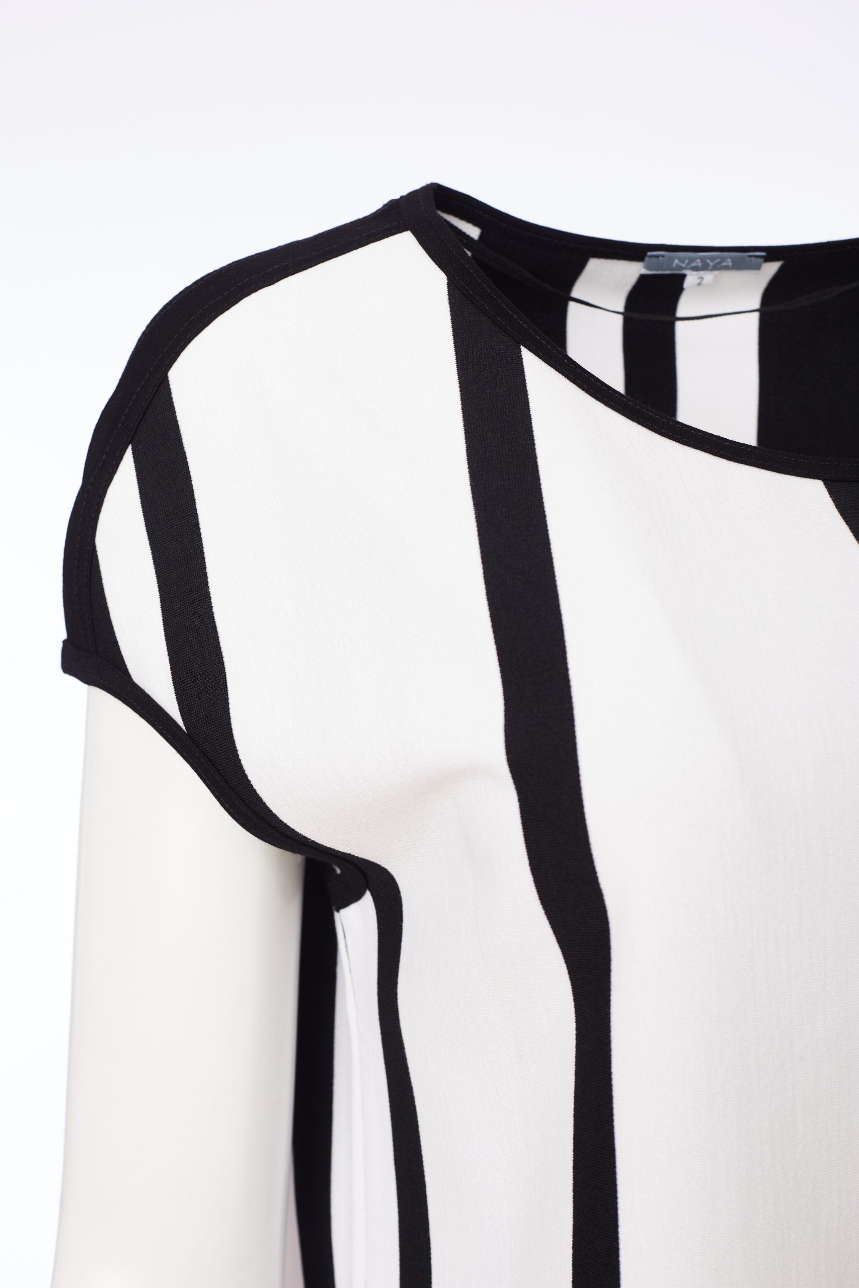 Stripped Round Neck Top in Black and White