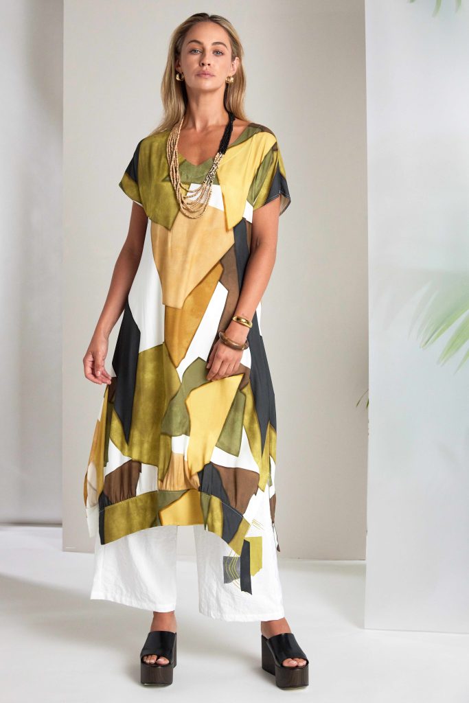 Multi Colour Graphic Print V-Neck Dress in Oasis