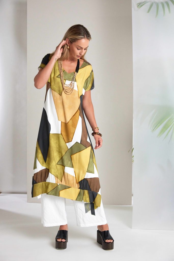 Multi Colour Graphic Print V-Neck Dress in Oasis
