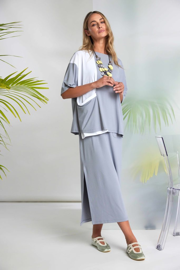 Basic Jersey Dress With Pocket Detail in Dove