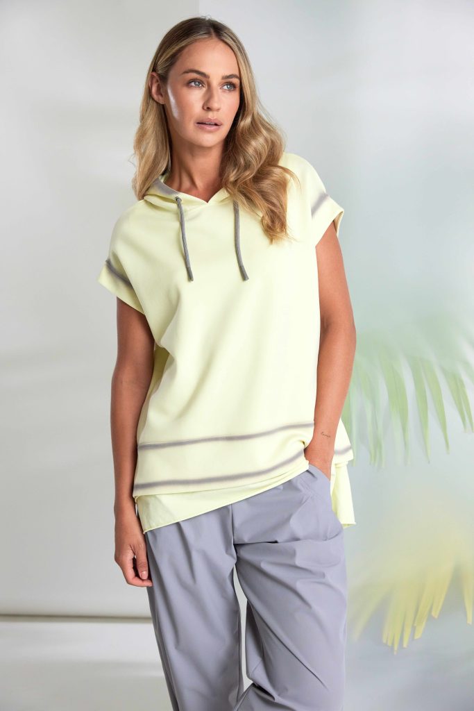 Short Sleeve Spray Painted Hoody in Lemon