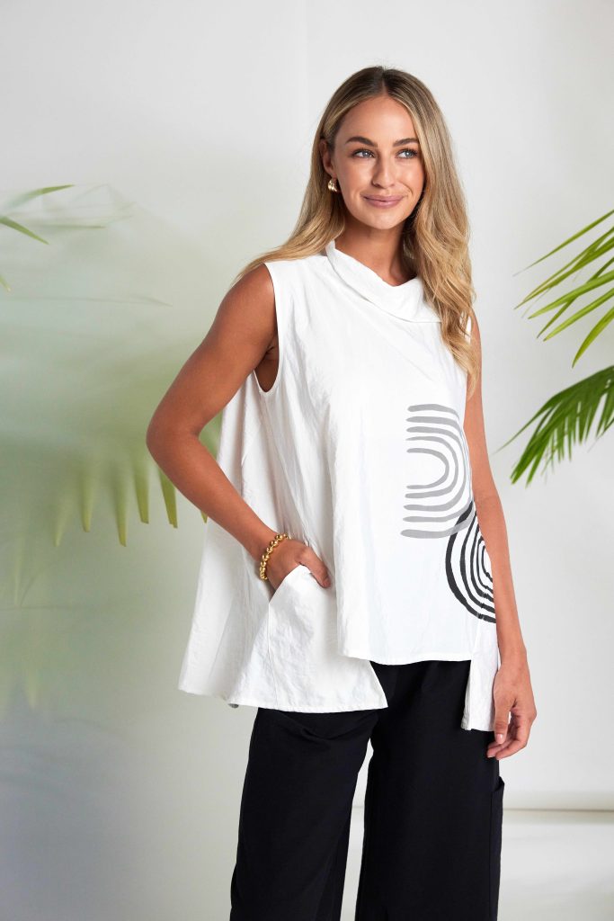 Placement Print Top With Cut Out Hem in Black/White