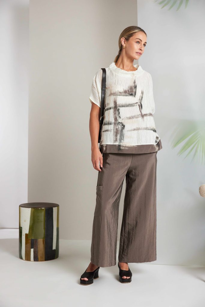 Wide Leg Trouser With Contrast Waist in Taupe