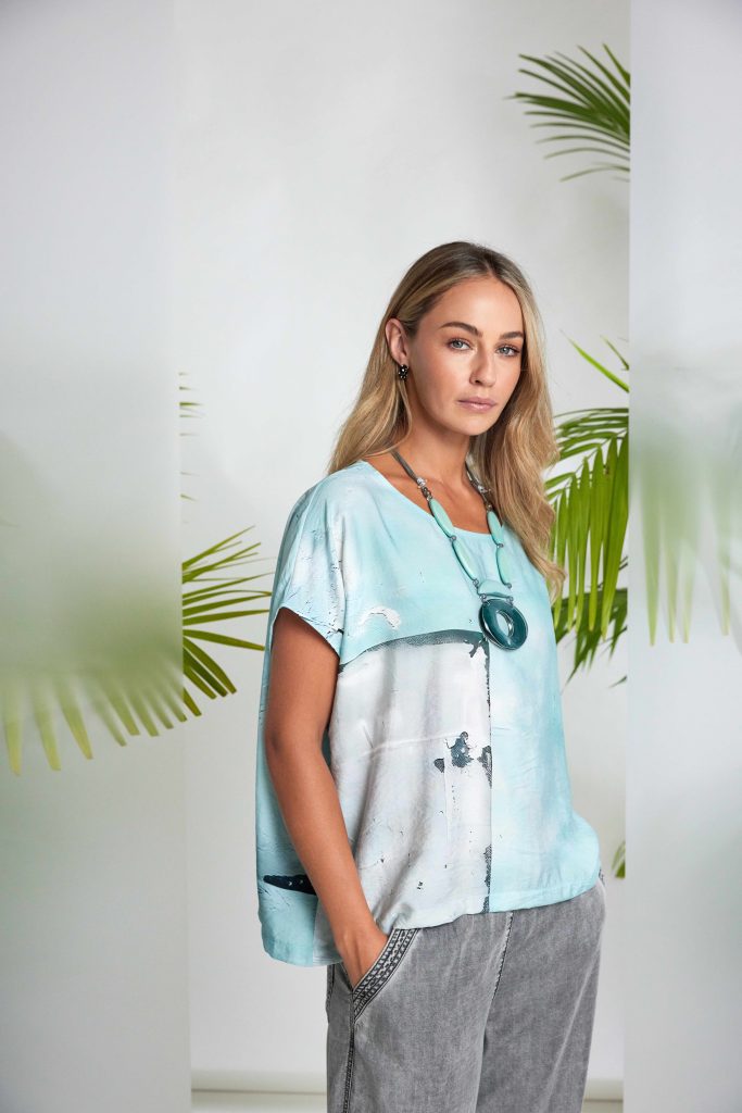 Square Shape Faded Print Top in Mint