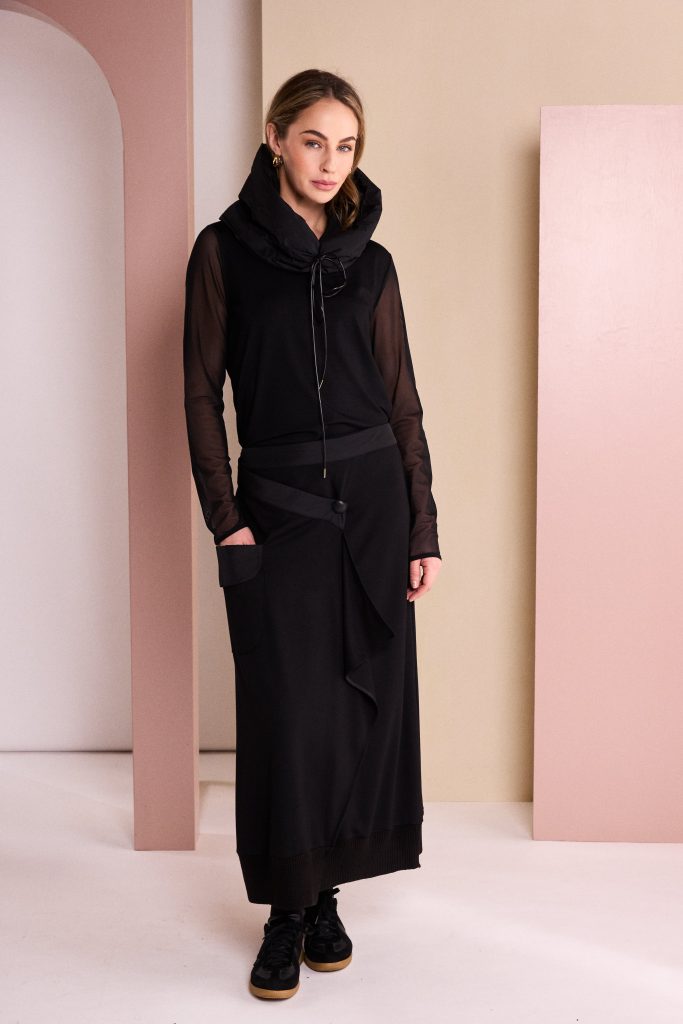 Skirt With Button Frill At Front in Black