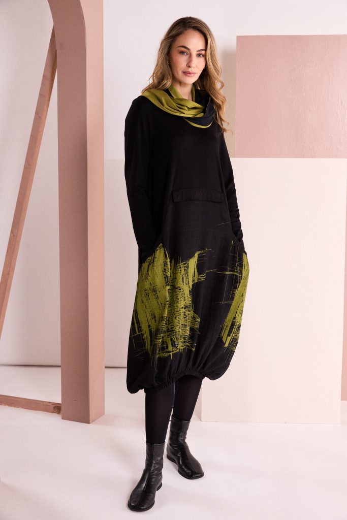 Scribble Print Bottom Section Dress in Black/Avocado