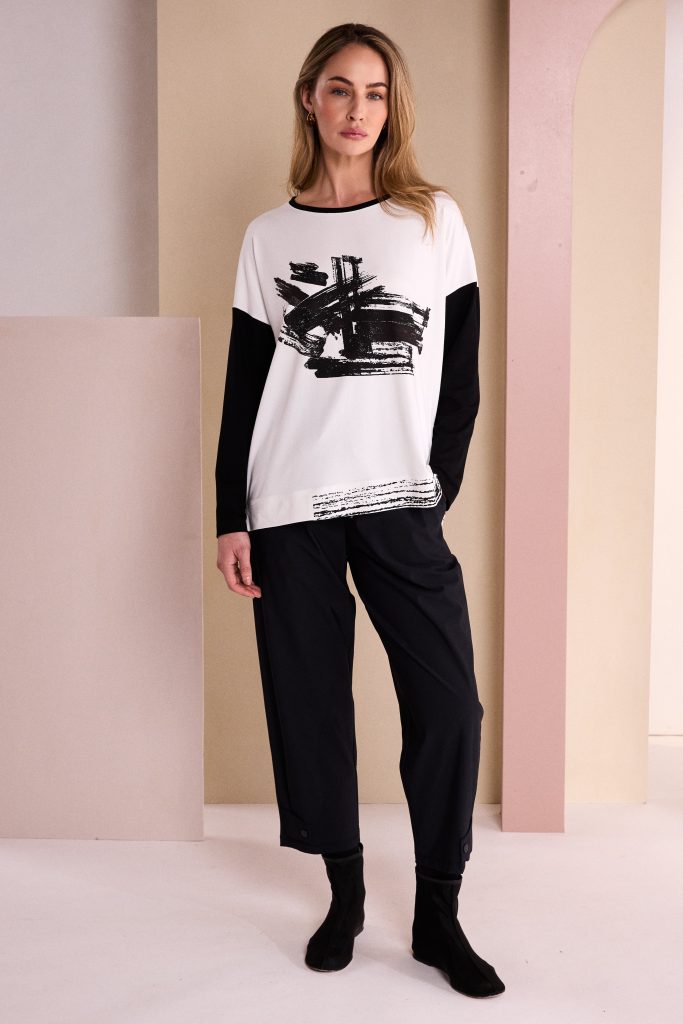 Drawstring Trouser With Tab At Hem in Black