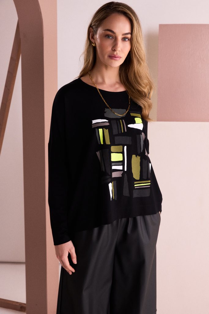 Colour Block Placement Print Top in Black/Thyme