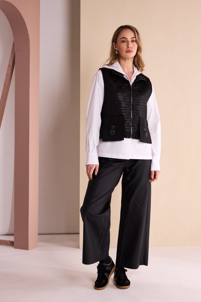 Quilted Waistcoat With D Ring Trim Pocket in Black