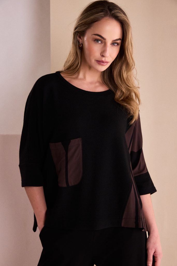 Round Neck Top With Print Sections in Black/Choko