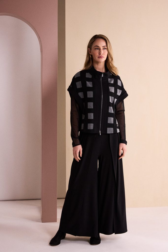 Trouser With Jersey Overskirt in Black