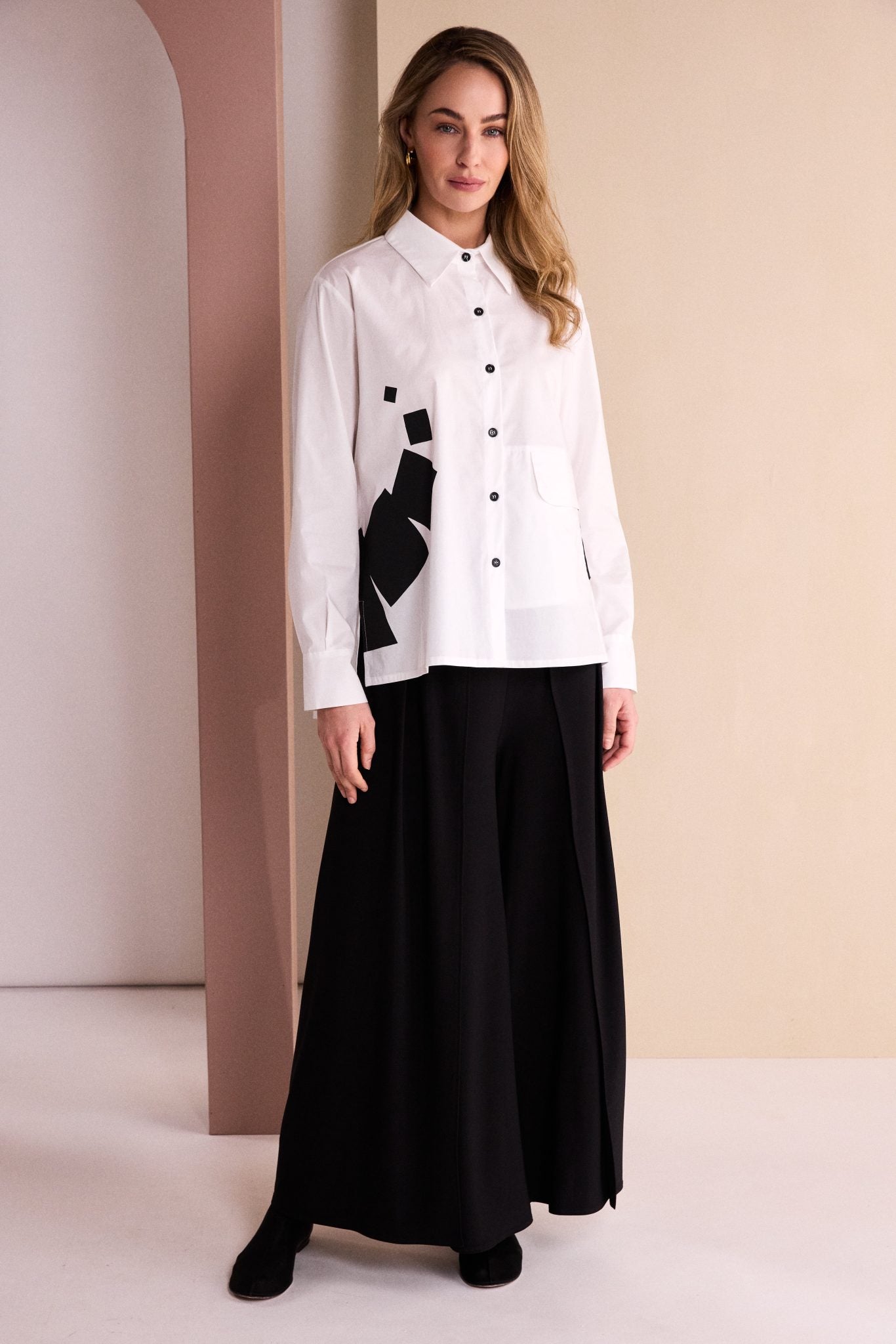 Placement Print Shirt in White/Black