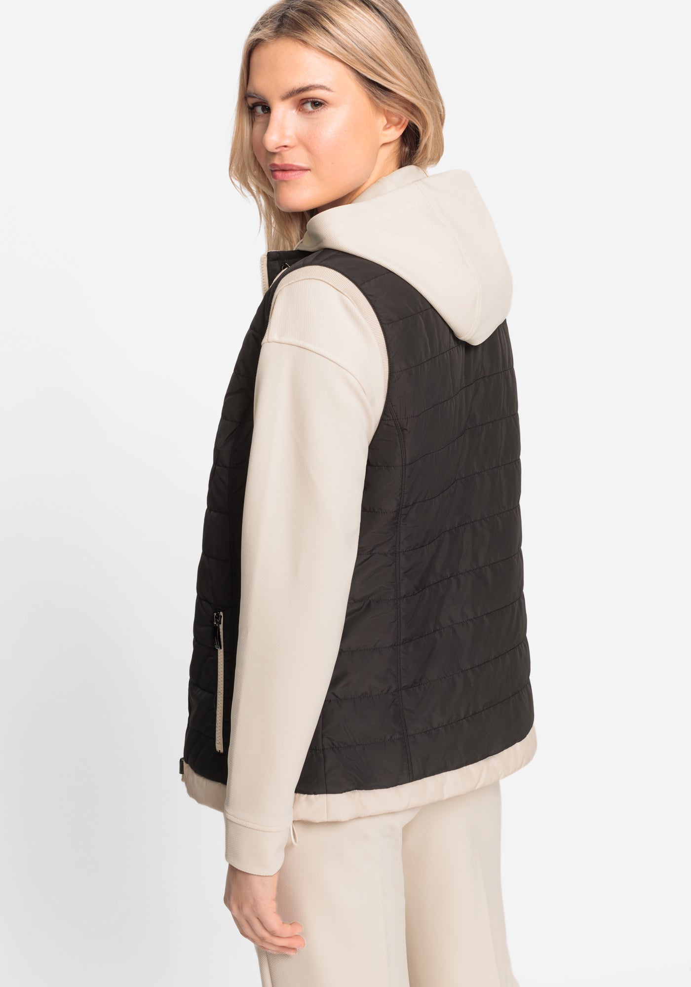 Reversible Quilted Gilet in Black