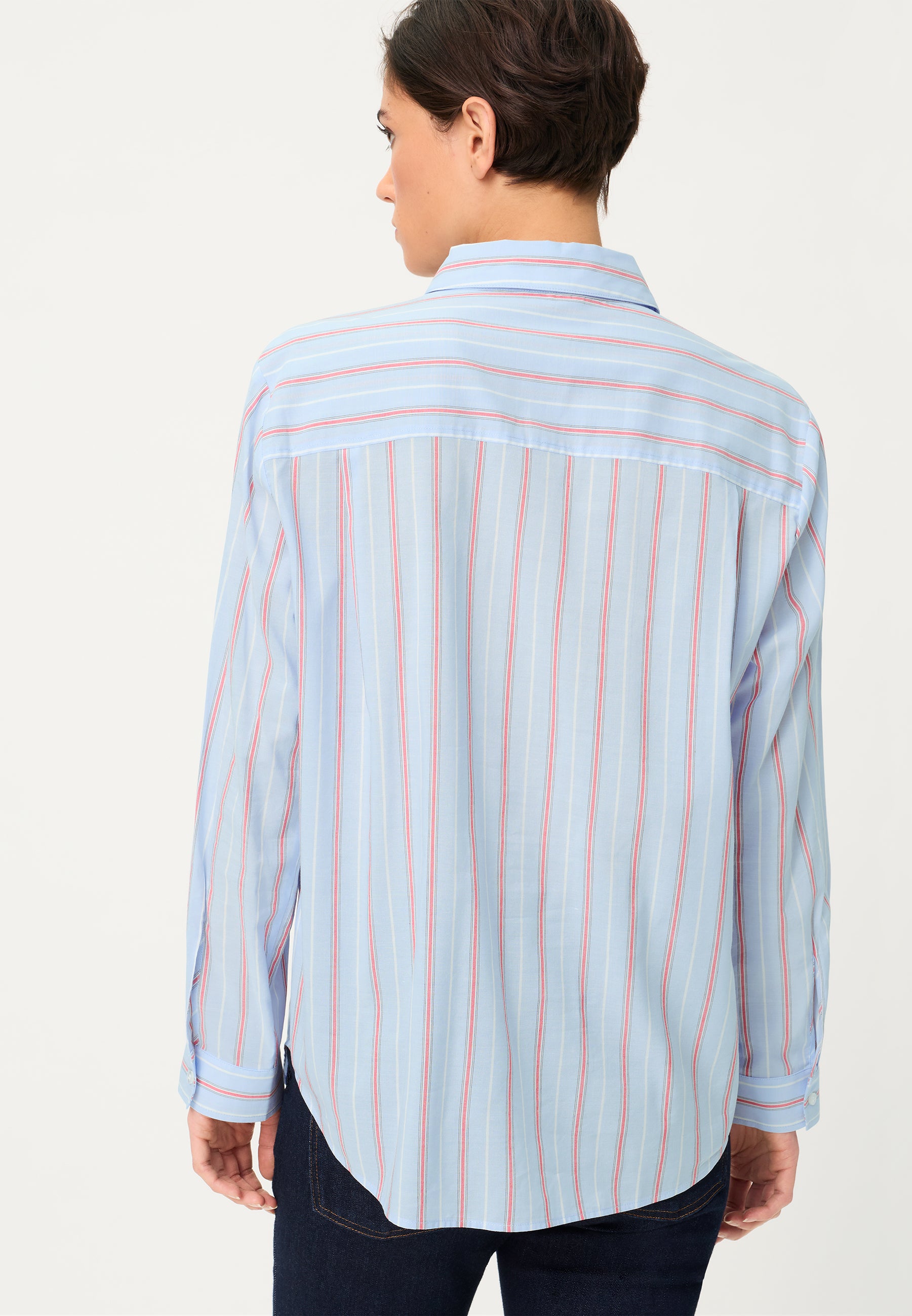 Classic Button Shirt in Cloud Blue