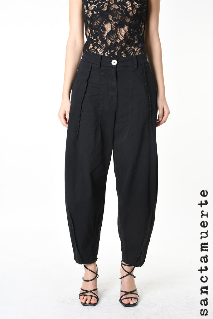 Wide Fit Trouser in Black