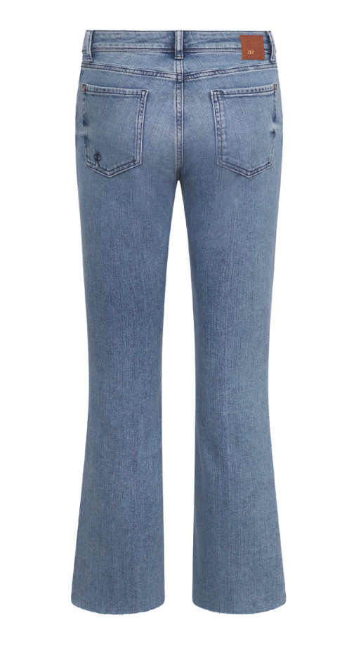 Vic 6/8 Cropped Jeans in Brilliant Blue