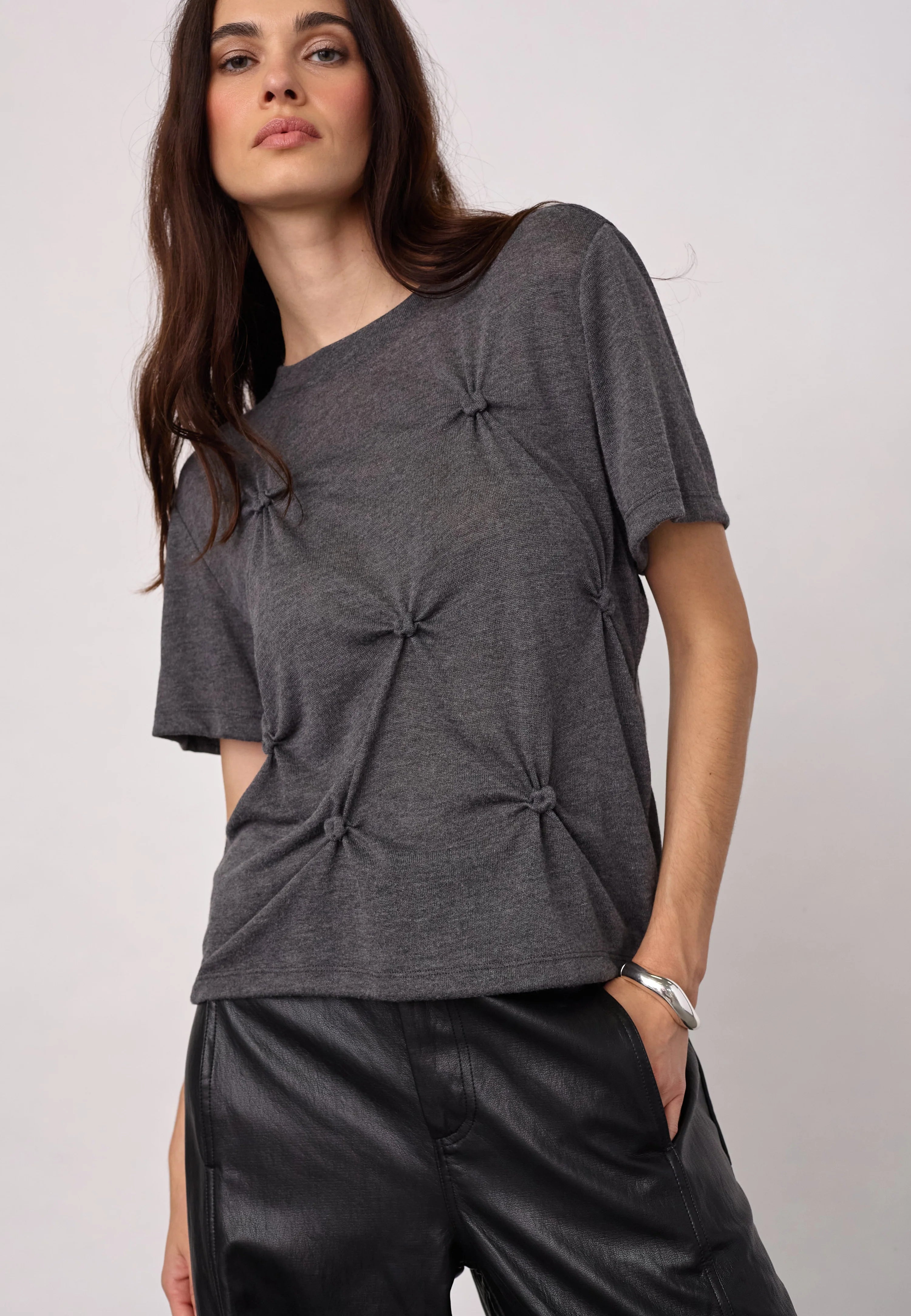 Taniacc Knot Tee in Mid Grey