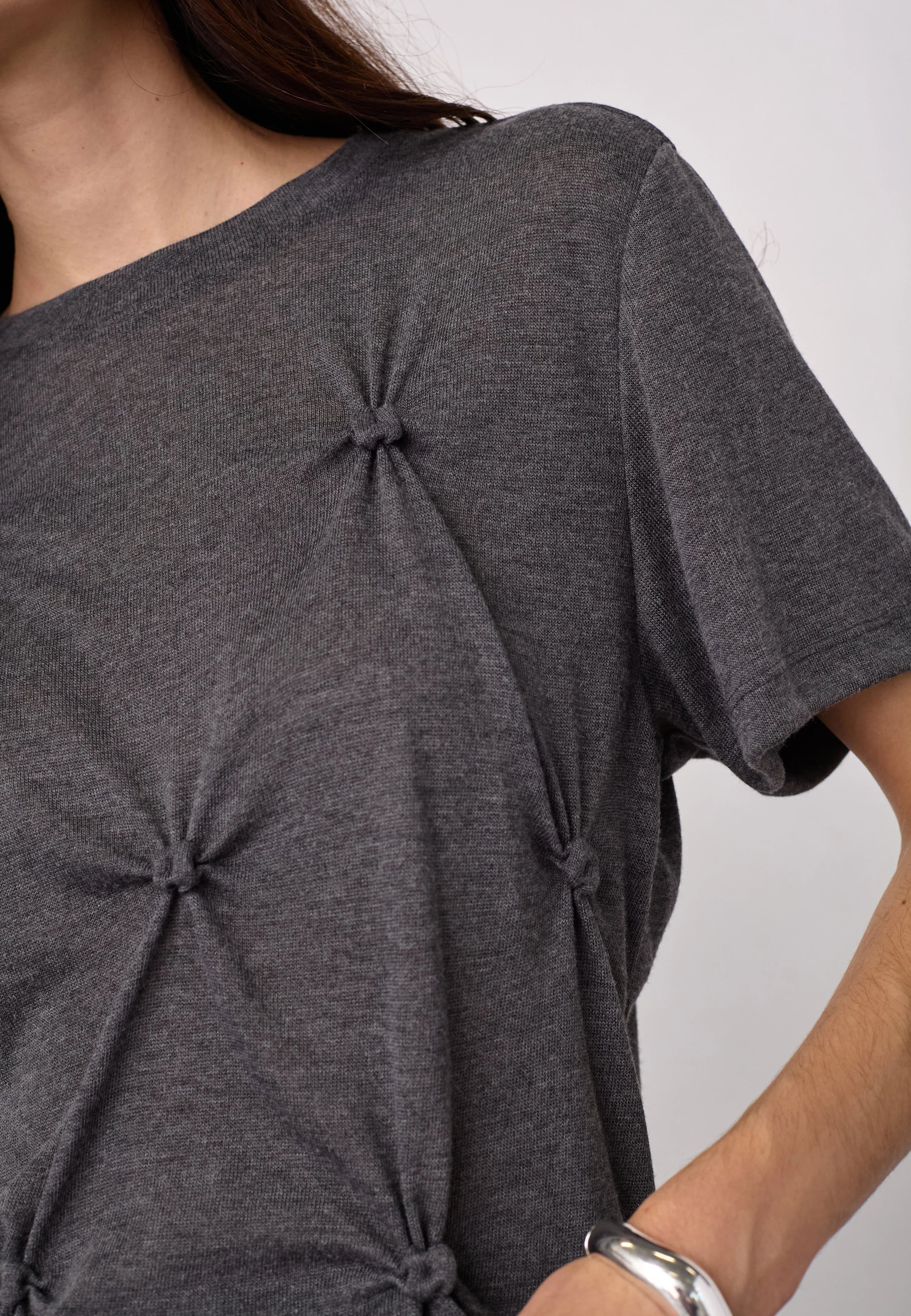 Taniacc Knot Tee in Mid Grey
