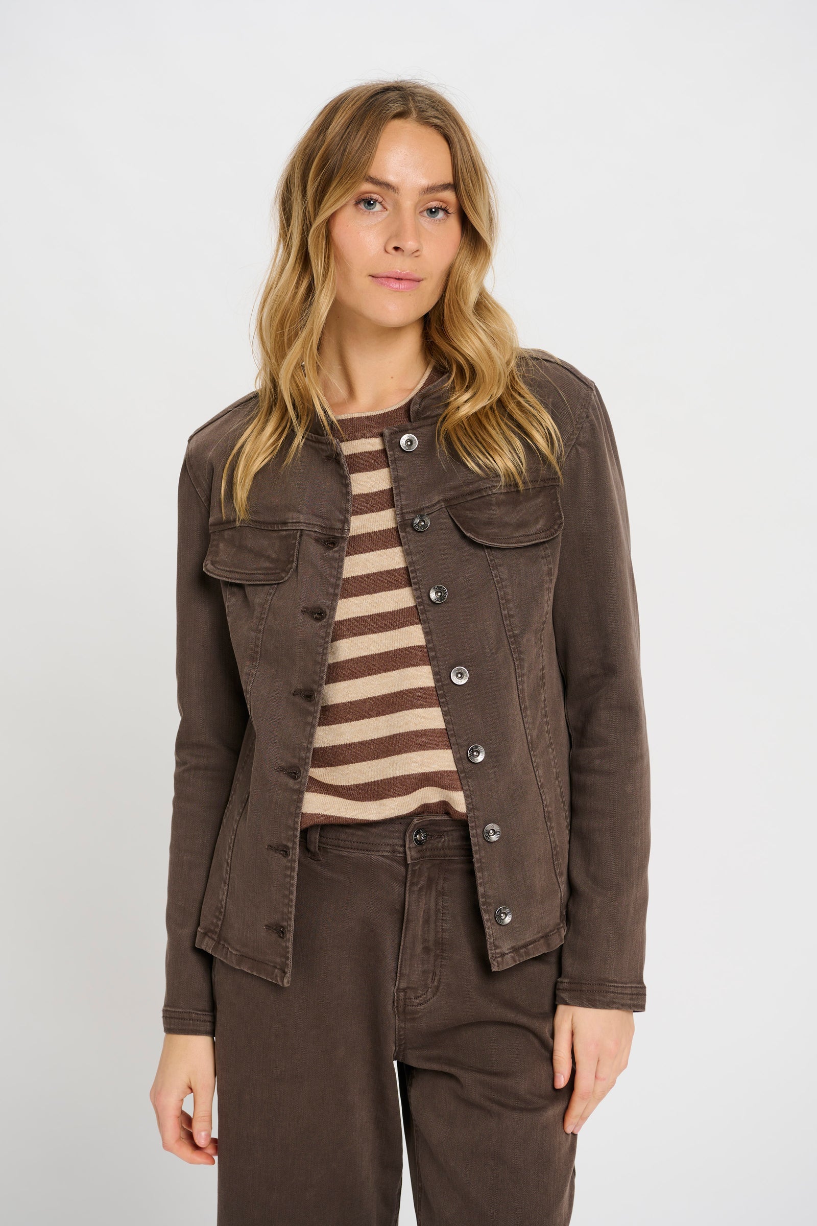 Uzo Jacket in Choco