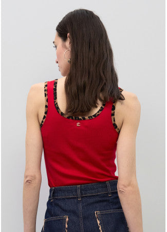 Animal Top with Contrast Ribbing in Red/Brown