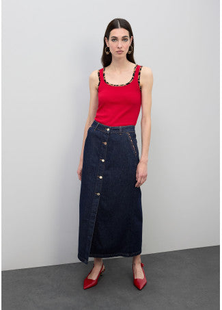 Animal Top with Contrast Ribbing in Red/Brown