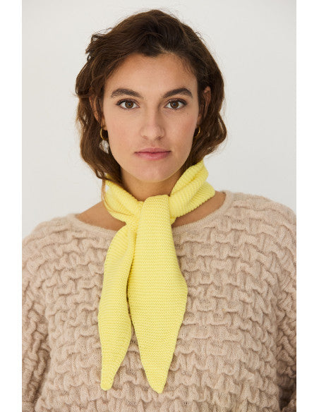 Bera Knitted Scarf in Yellow