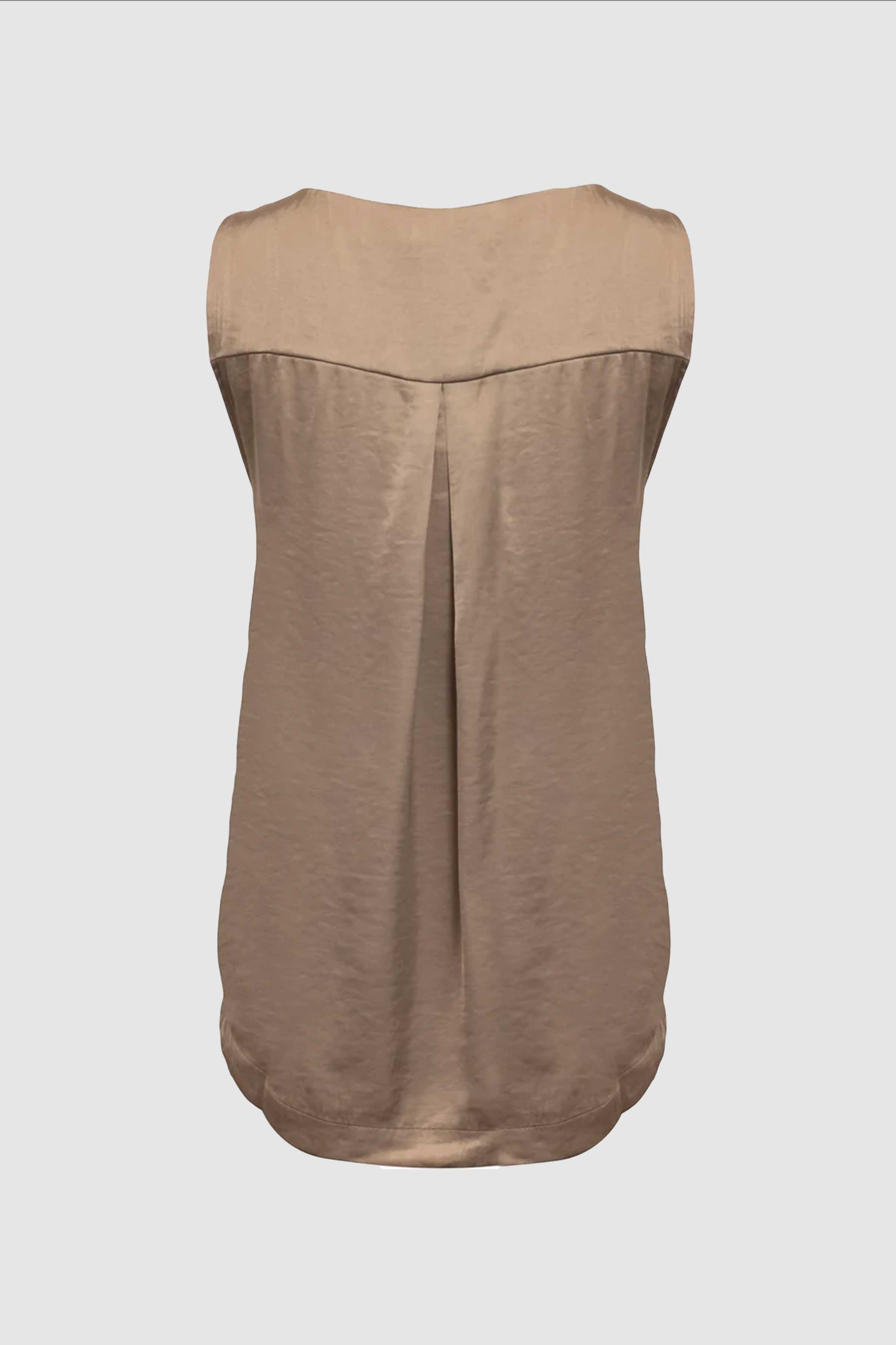 Clip Top in Dark Sand