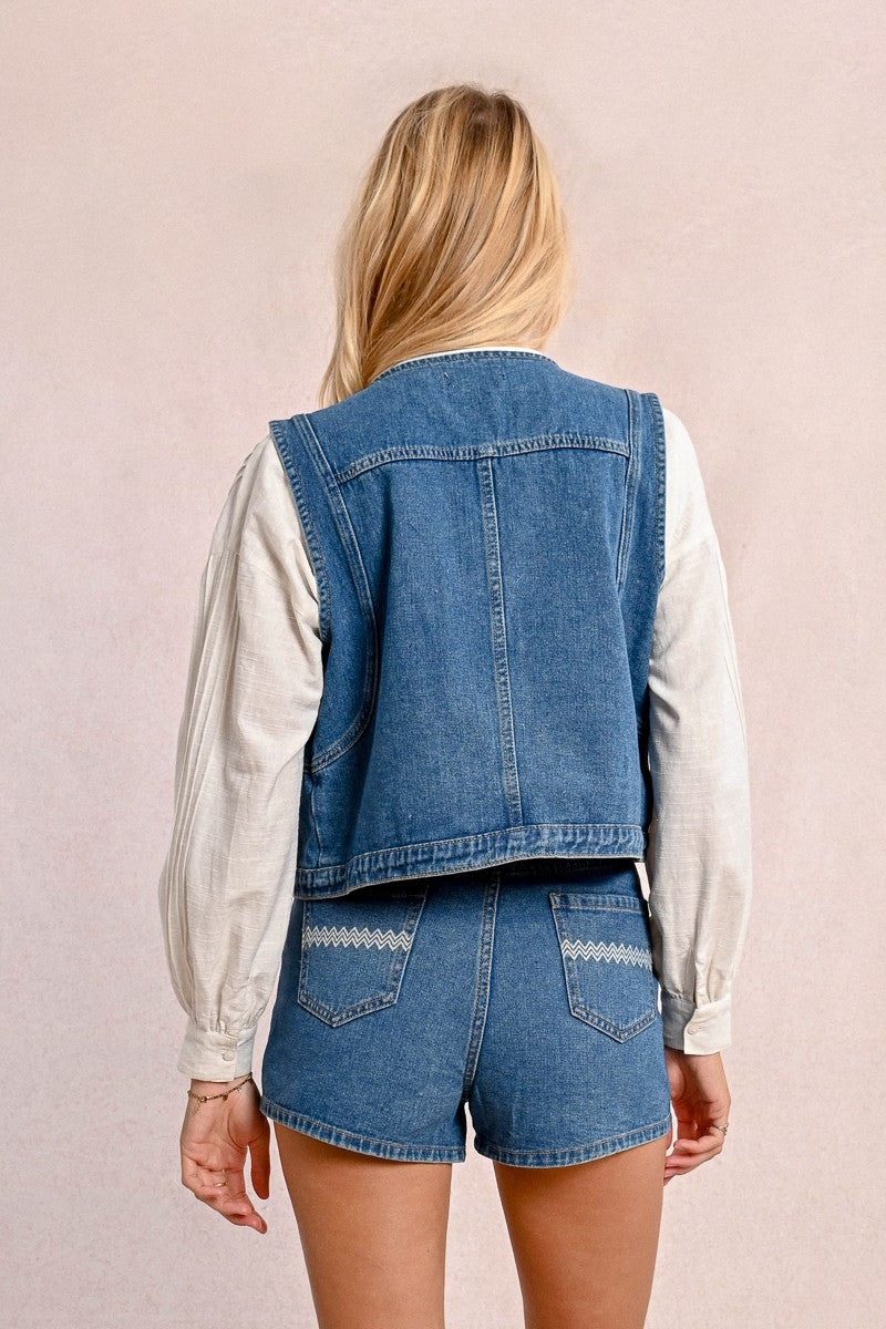 Sleeveless Denim Jacket in Blue