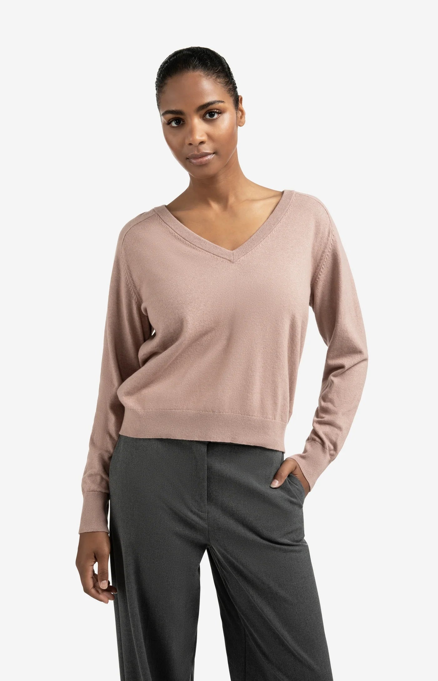 V-Neck Sweater in Blush Pink