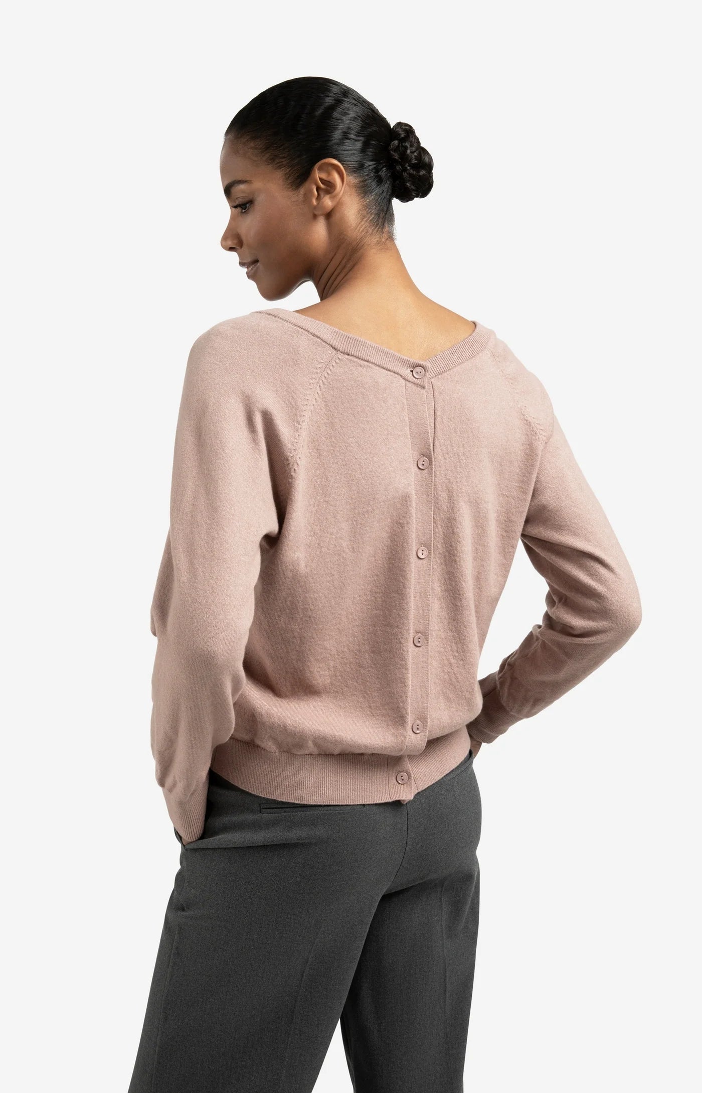V-Neck Sweater in Blush Pink