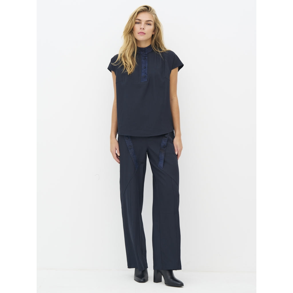 Ebba Top in Midnight Blue mix