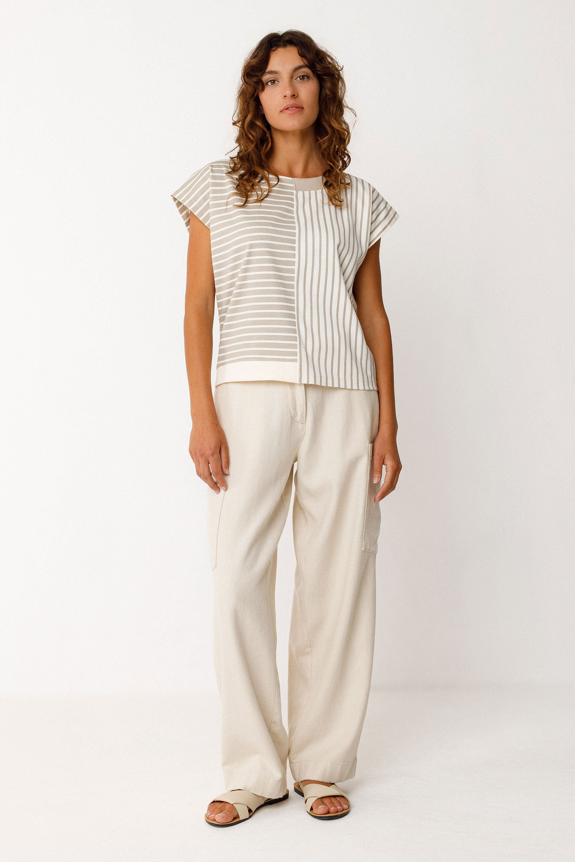 Ekai Gots T-Shirt in Beige