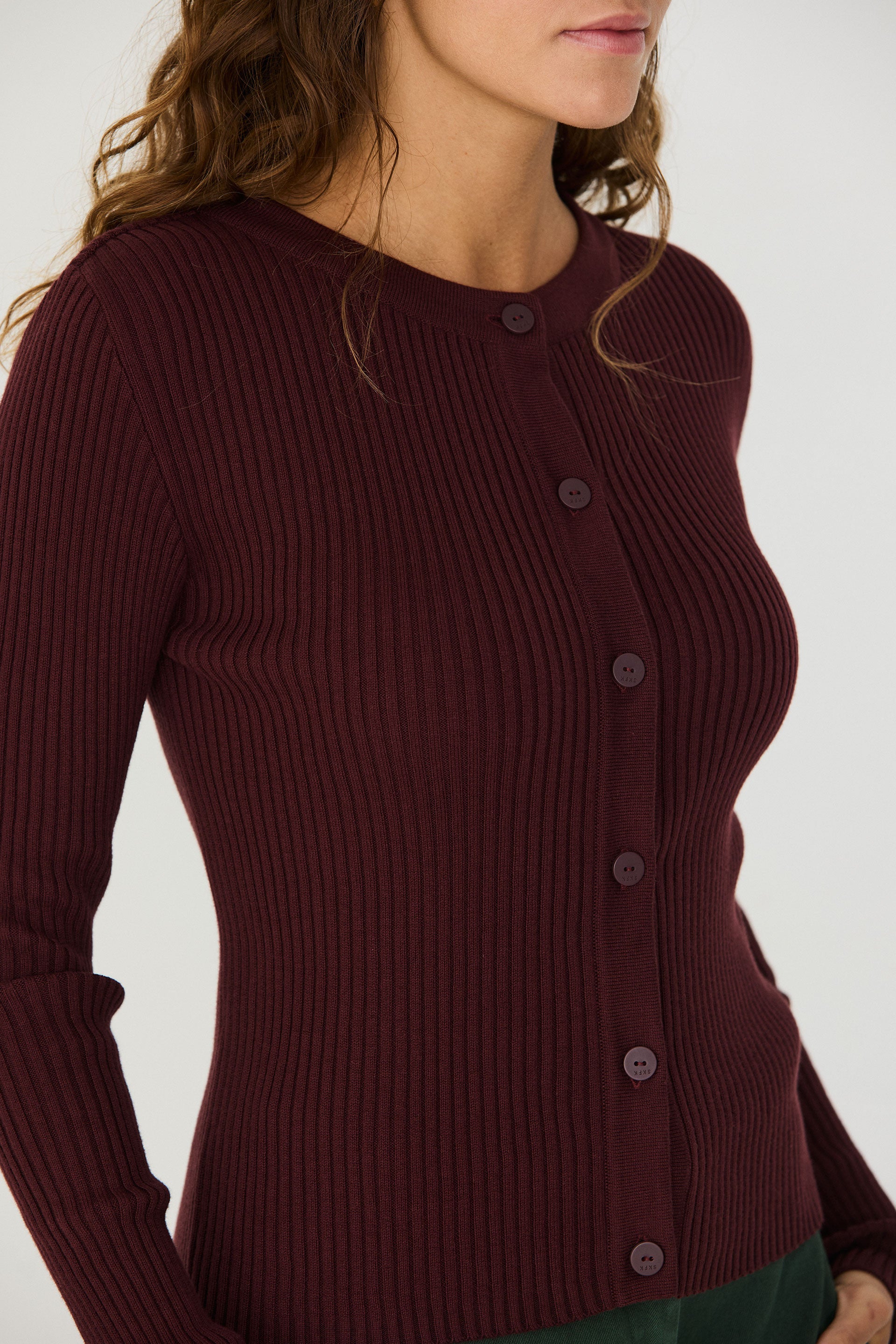 Ekilore-Gots Sweater in Chocolate