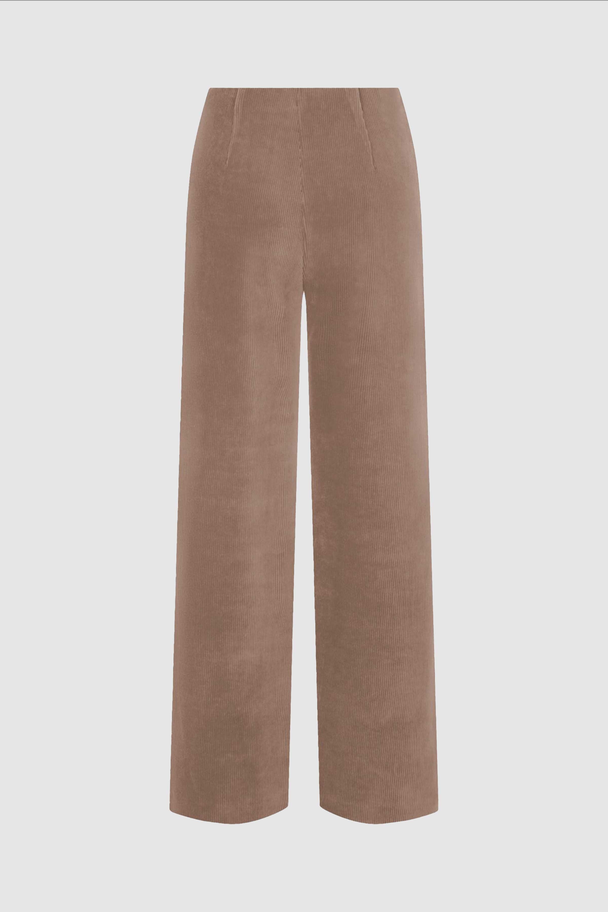 Elaine Long in Almond