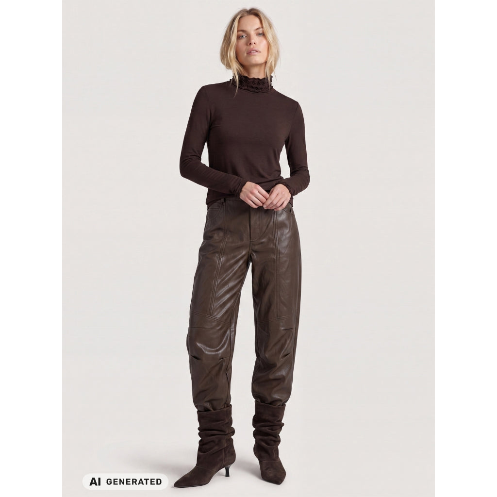 Emeline Trousers in Brown