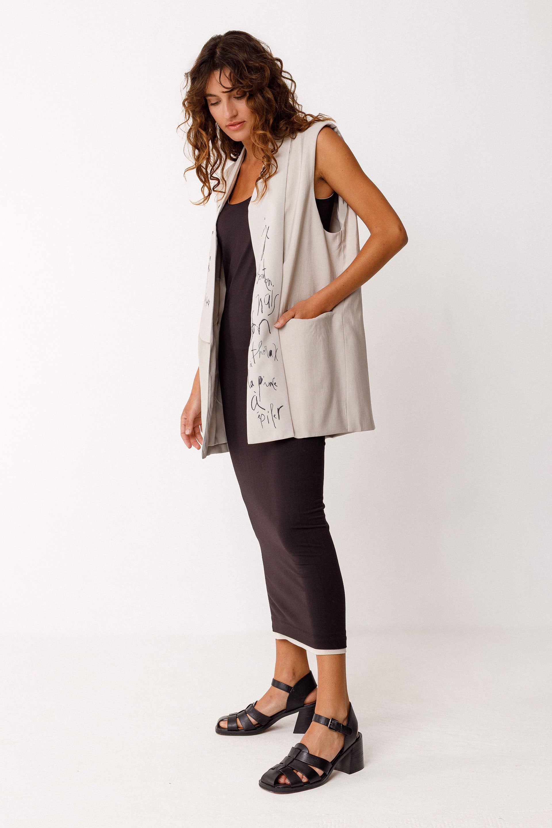 Erhe Vest in Beige