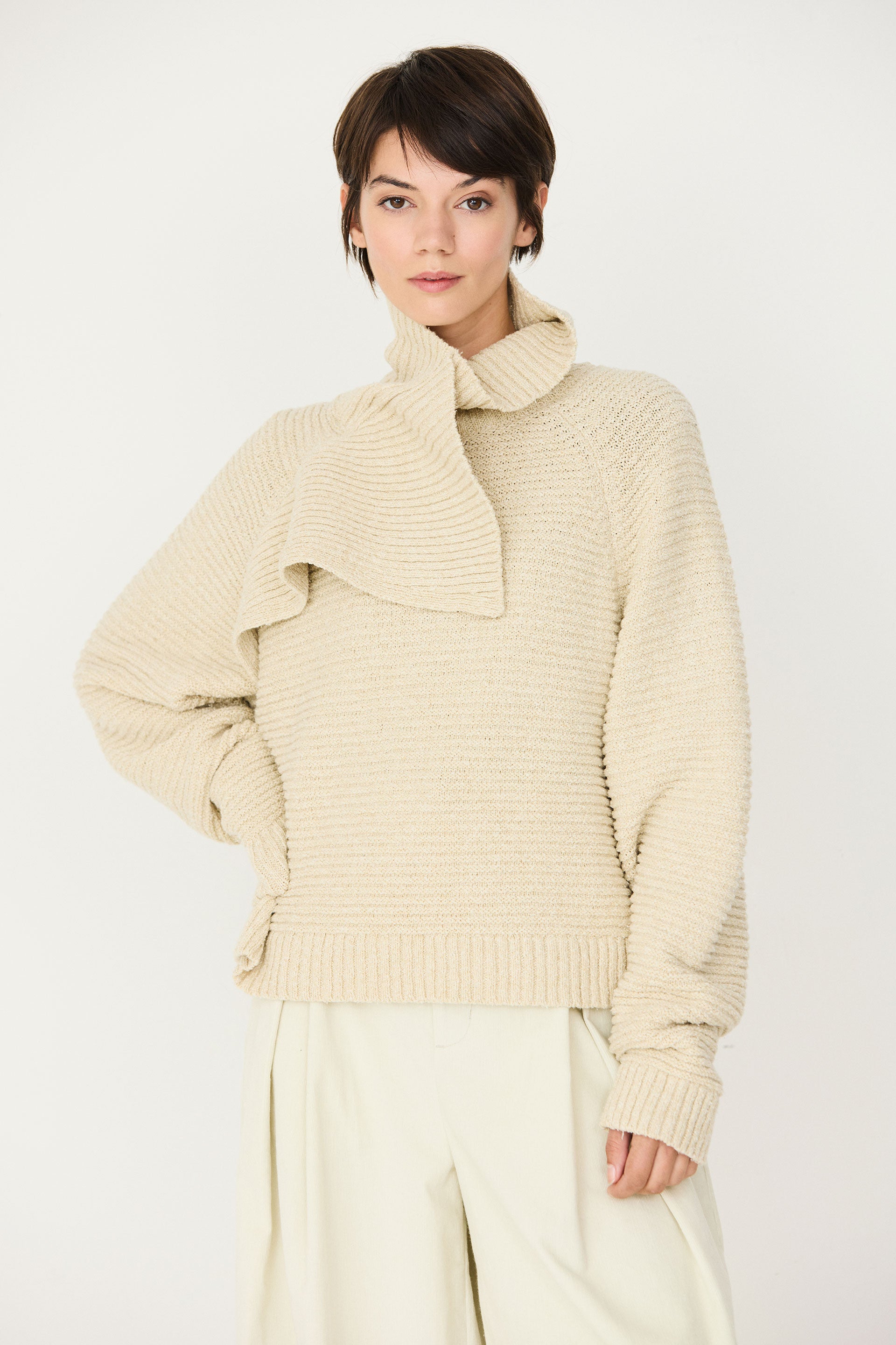 Estebeni Sweater in Crème