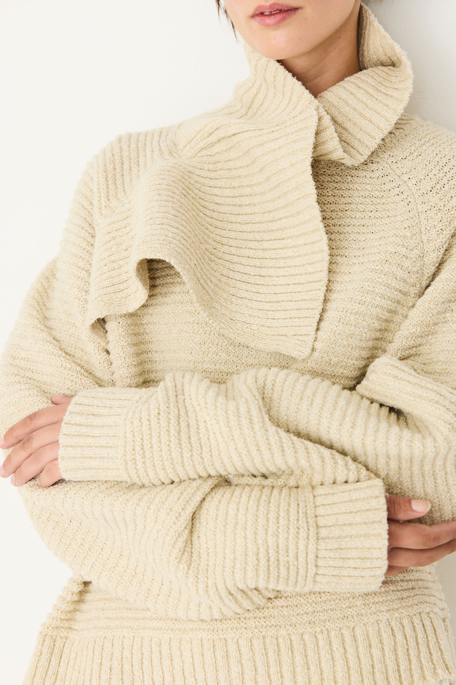 Estebeni Sweater in Crème