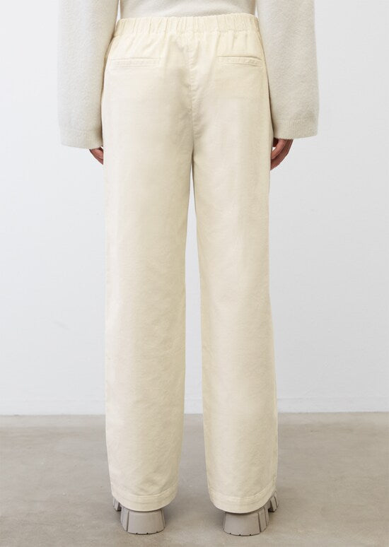 Wide Straight Cropped Cord Trouser in Chalky Sand