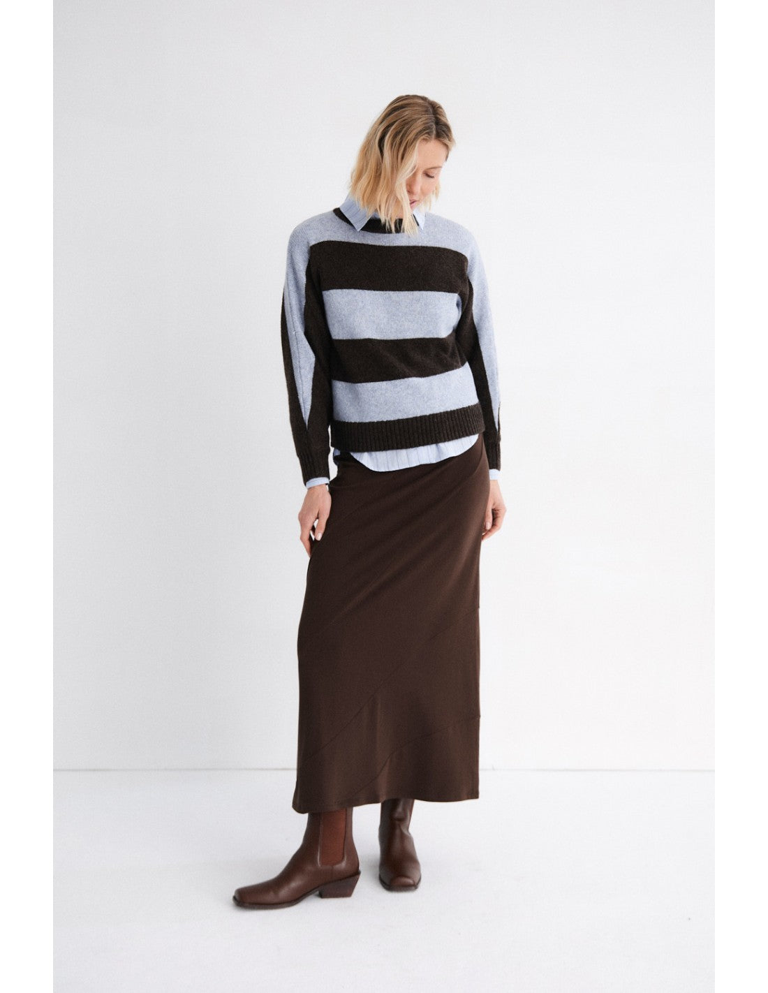Faeri Pullover in Chocolate
