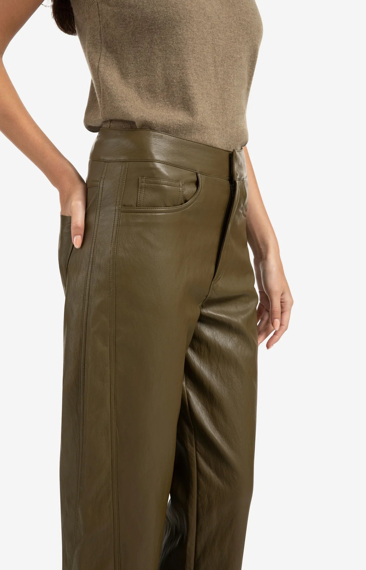 Faux Leather Carrot Fit Trouser in Green