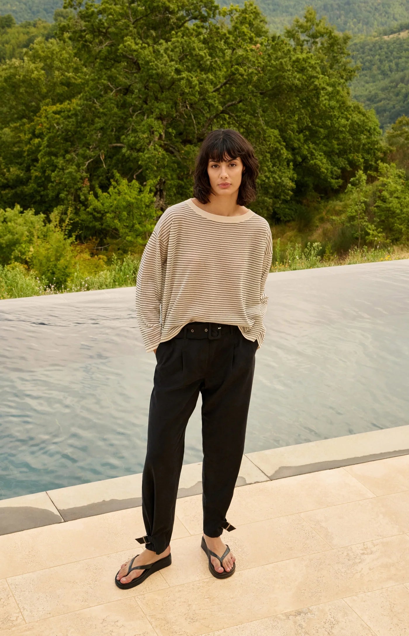 Fine Knitted Stripe Sweater in Creme Beige Dessin