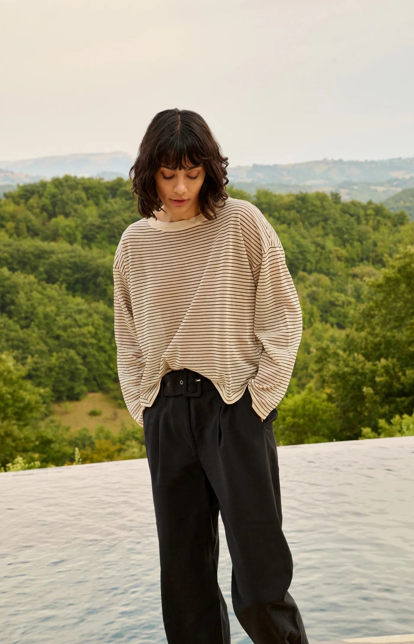 Fine Knitted Stripe Sweater in Creme Beige Dessin