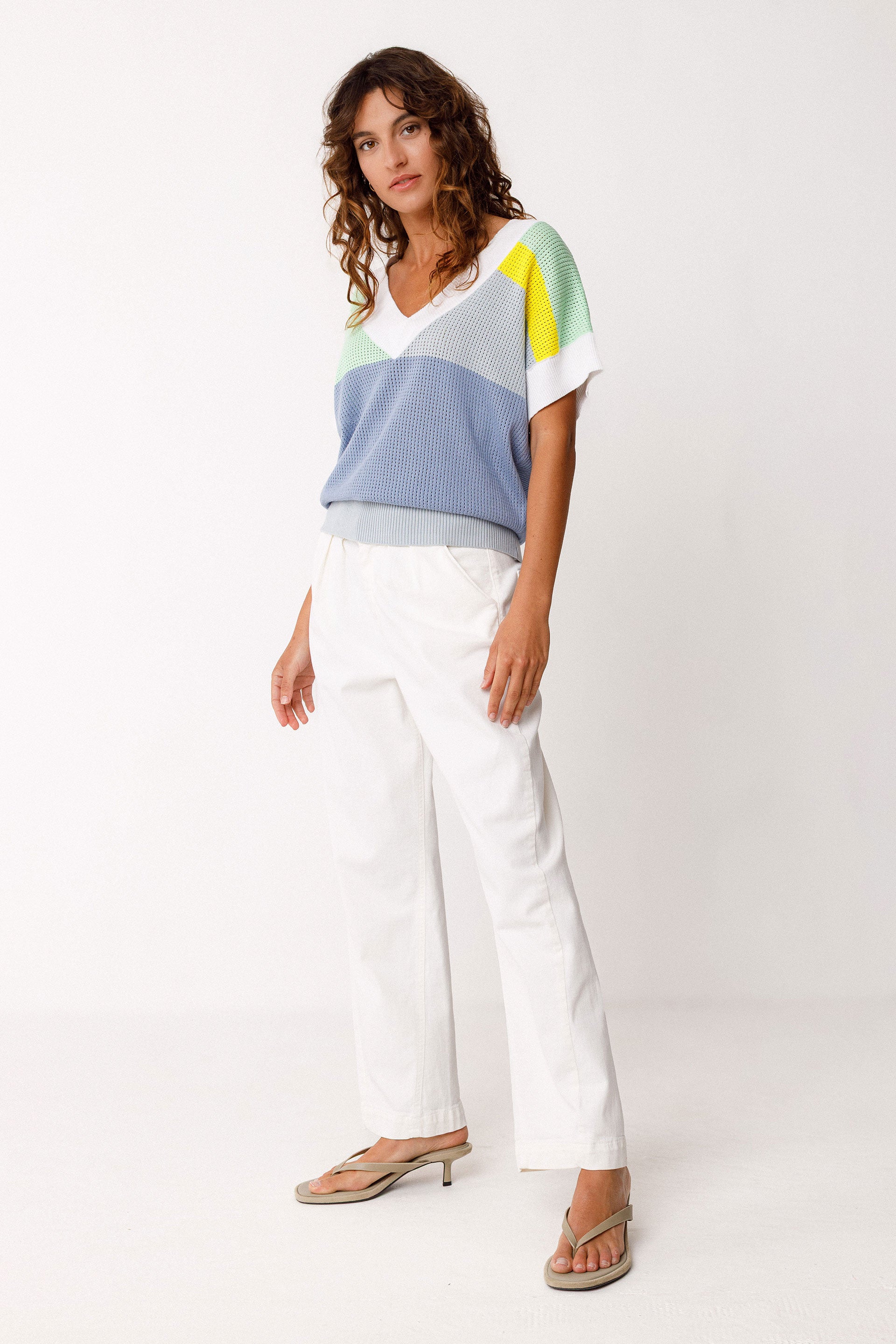 Gaxe Gots Sweater in Grey Blue