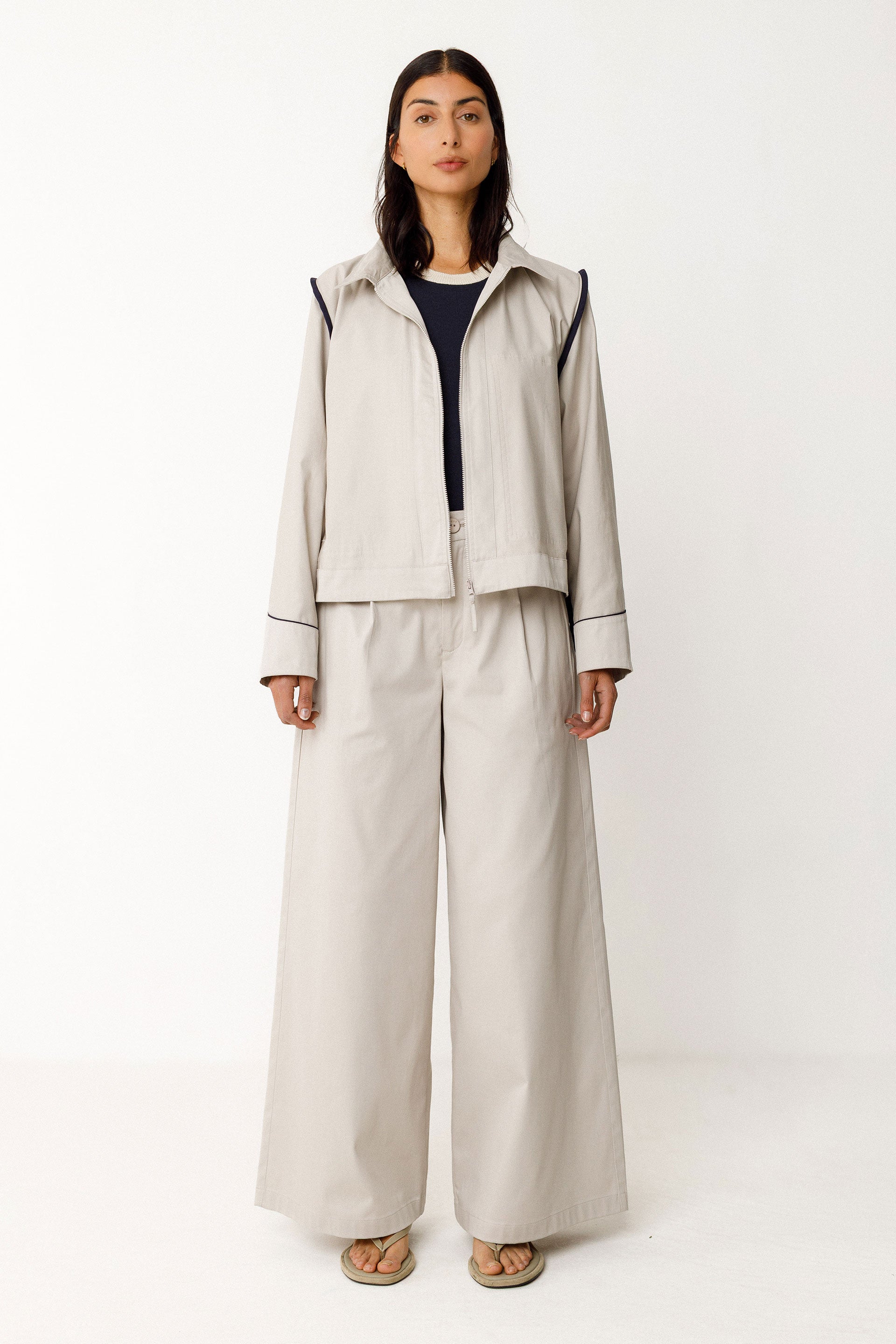 Haltsu-Gots Jacket in Beige