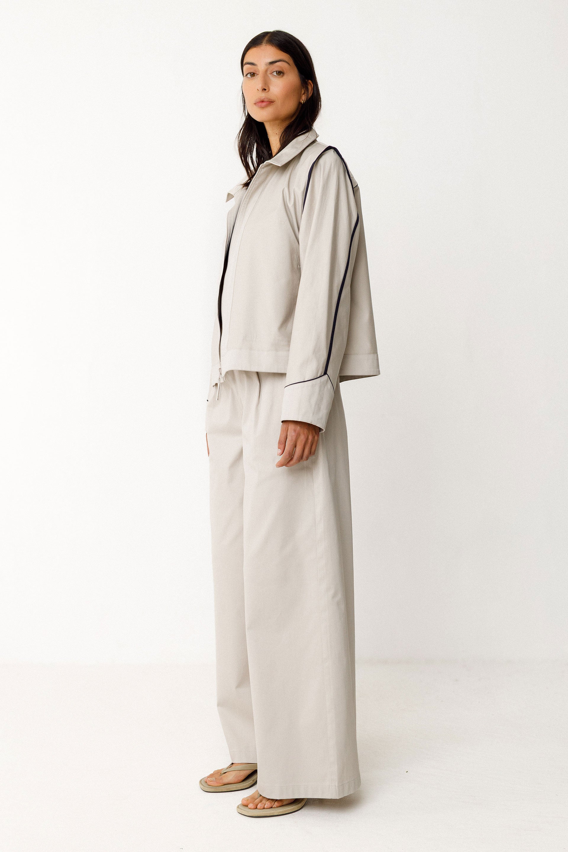 Haltsu-Gots Jacket in Beige