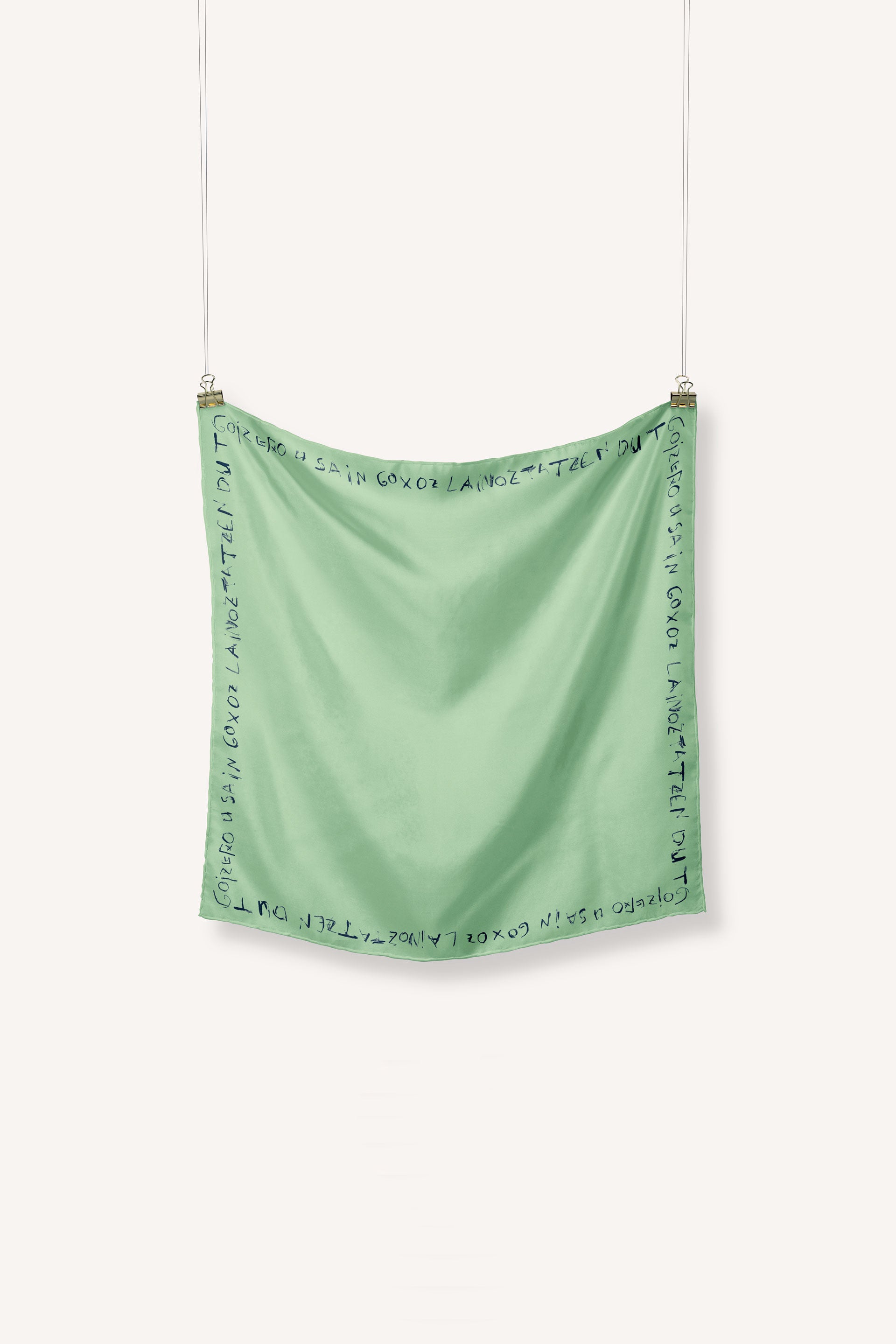 Hizkiak Gots Scarf in Light Green