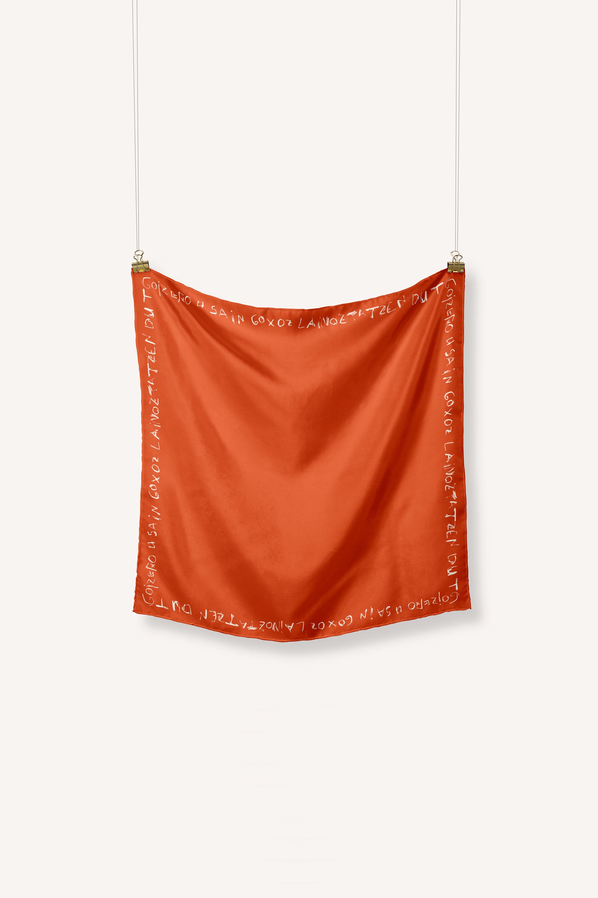 Hizkiak Gots Scarf in Orange